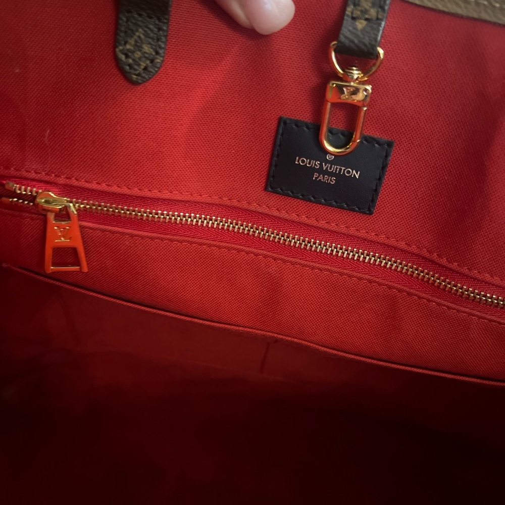 SOLD 🩷🩷LV Onthego GM gorgeous FILL INCLUSION 🔥 - Picture 10 of 12